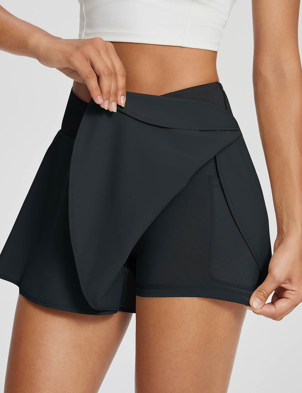 Baleaf Women's Lightweight Loose-fitting Butterfly Shorts Lucent White Details
