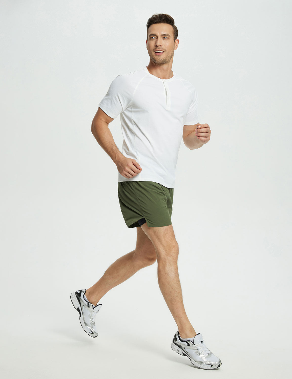 Short-Sleeve Henley T-Shirt (Website Exclusive）