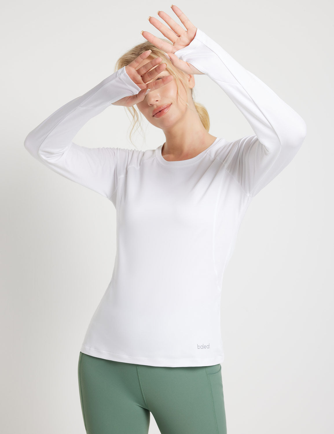 Baleaf Women's Sustainable Thumbhole Mesh Baselayer dbd222 Lucent White Side